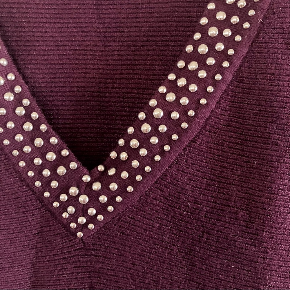 Jennifer Lopez Burgundy/Plum Sweater with Studded neckline Sz. L - Picture 2 of 9